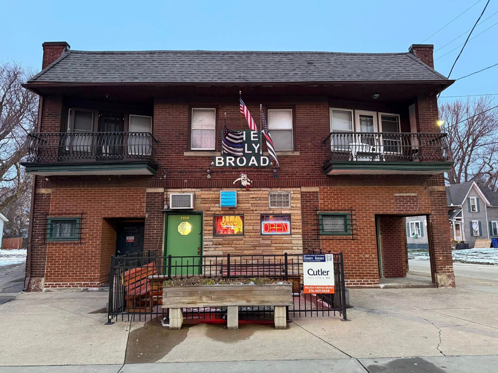 Exterior shot of The Ugly Broad Tavern.
